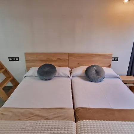 Apartamentos Entrellusa - At-1482-As Perlora Esterno foto